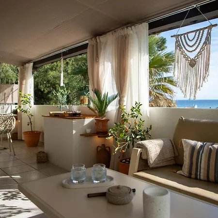 Odyssey Seaview Luxury Nyaraló *