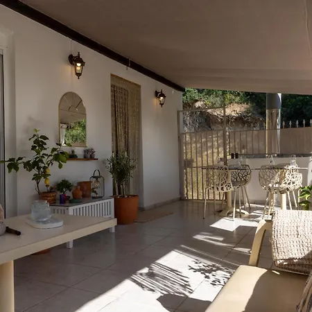Nyaraló Odyssey Seaview Luxury