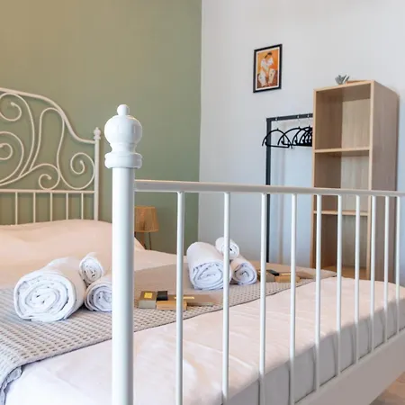 Odyssey Seaview Luxury Nyaraló *